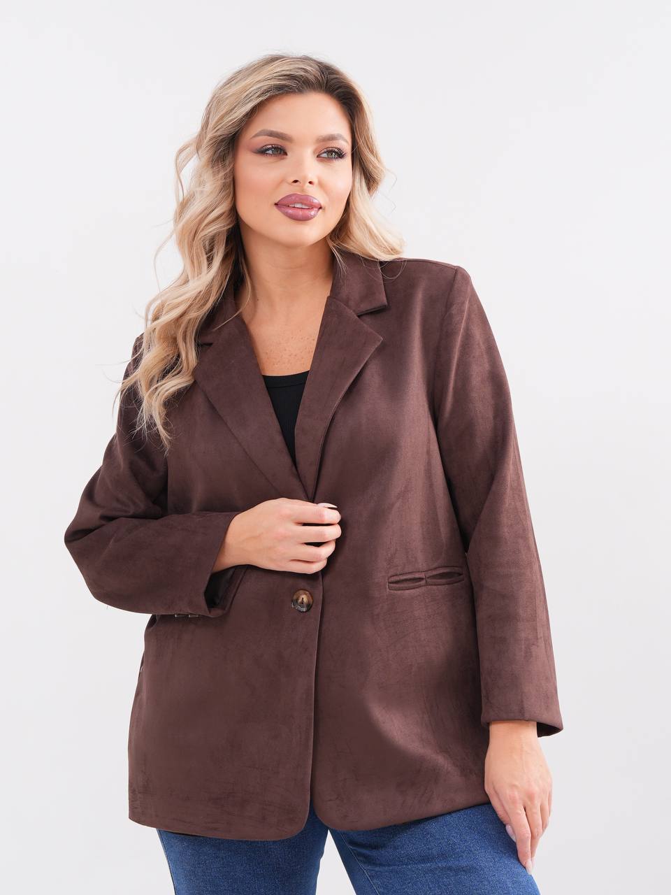 Пиджак из замши